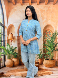 Short Kurti