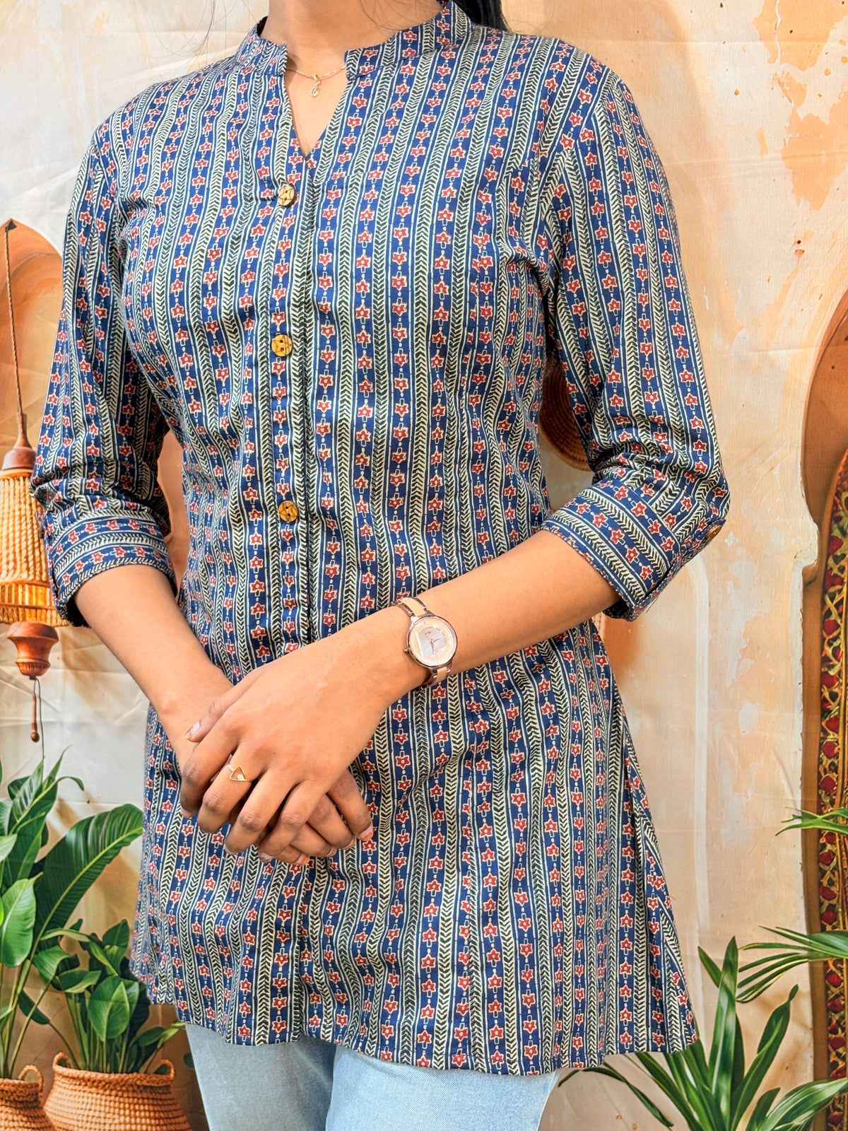 Short Kurti