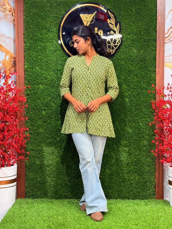 SHORT KURTI